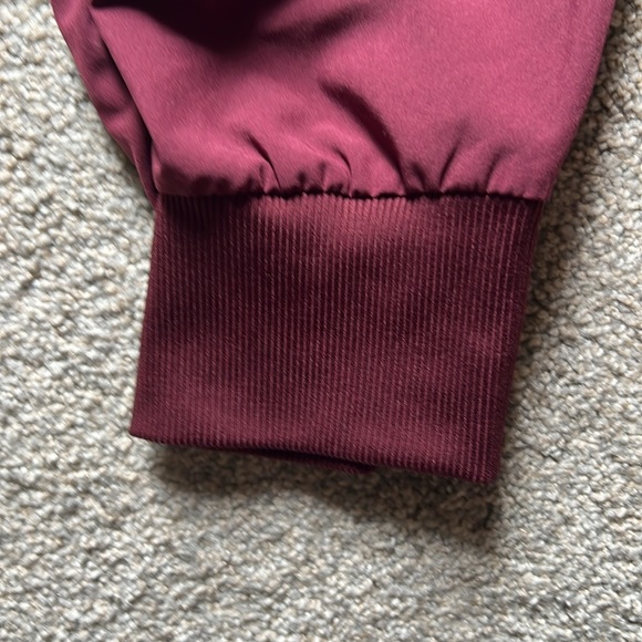 MARIKA Tyra Jogger Size Medium Pants Red/Wine Pockets Cuffed Ankles Drawstring - Picture 5 of 16